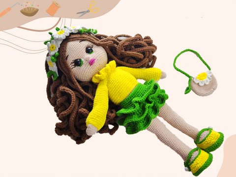 Eine gehäkelte Amigurumi-Puppe