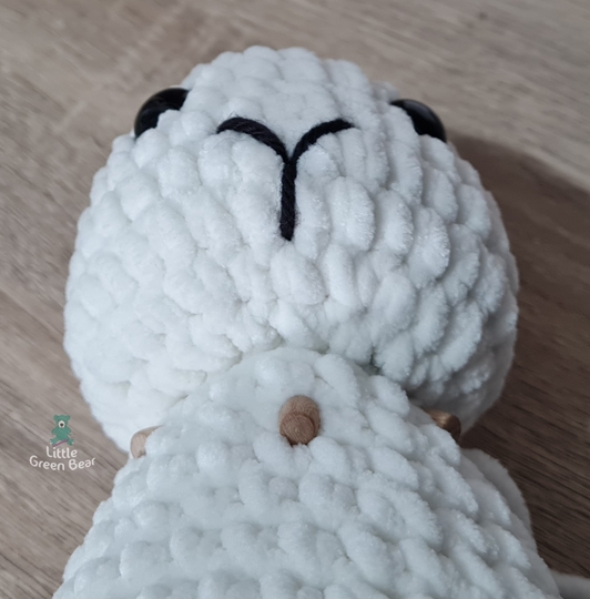 Beryl the Bunny Crochet Amigurumi Pattern (English)