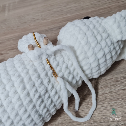 Beryl the Bunny Crochet Amigurumi Pattern (English)