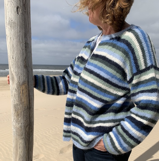 Strickmuster für bunte Jacke in Größen 36 bis 48