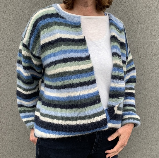 Strickmuster für bunte Jacke in Größen 36 bis 48