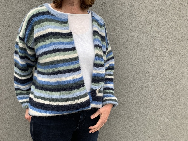 Strickmuster für bunte Jacke in Größen 36 bis 48