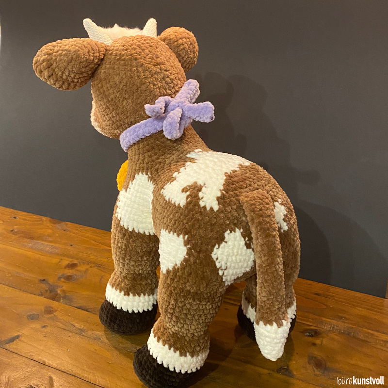 PDF Crochet pattern GER/ENG for „Emmi the cow“, Design by @buerokunstvoll - Image 5