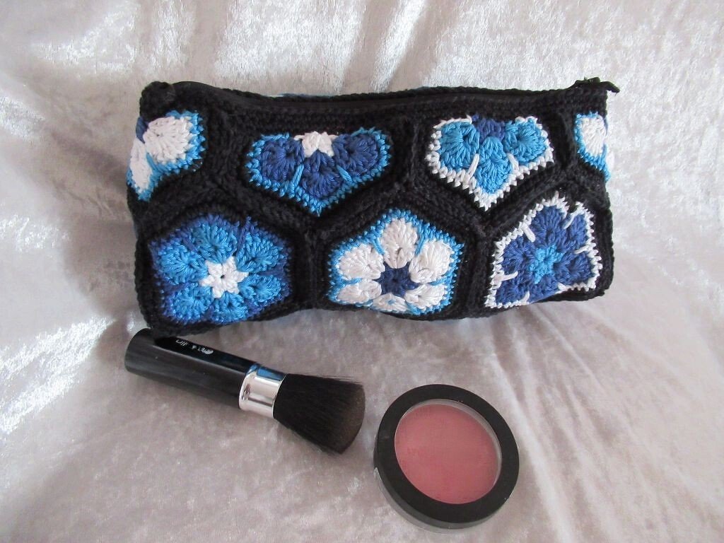 Kosmetiktäschchen (African Flowers 2) - Häkelanleitung - Bild 3