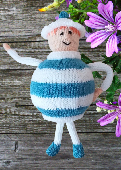 TeaCosyFolk's I'm a Little Teapot Doll Knitting Pattern - Image 11