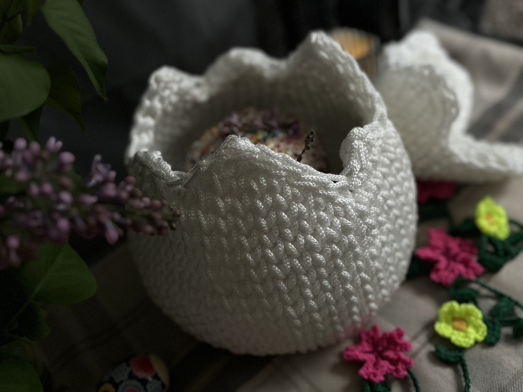 Crochet pattern Easter Egg basket PDF digital and video tutorial