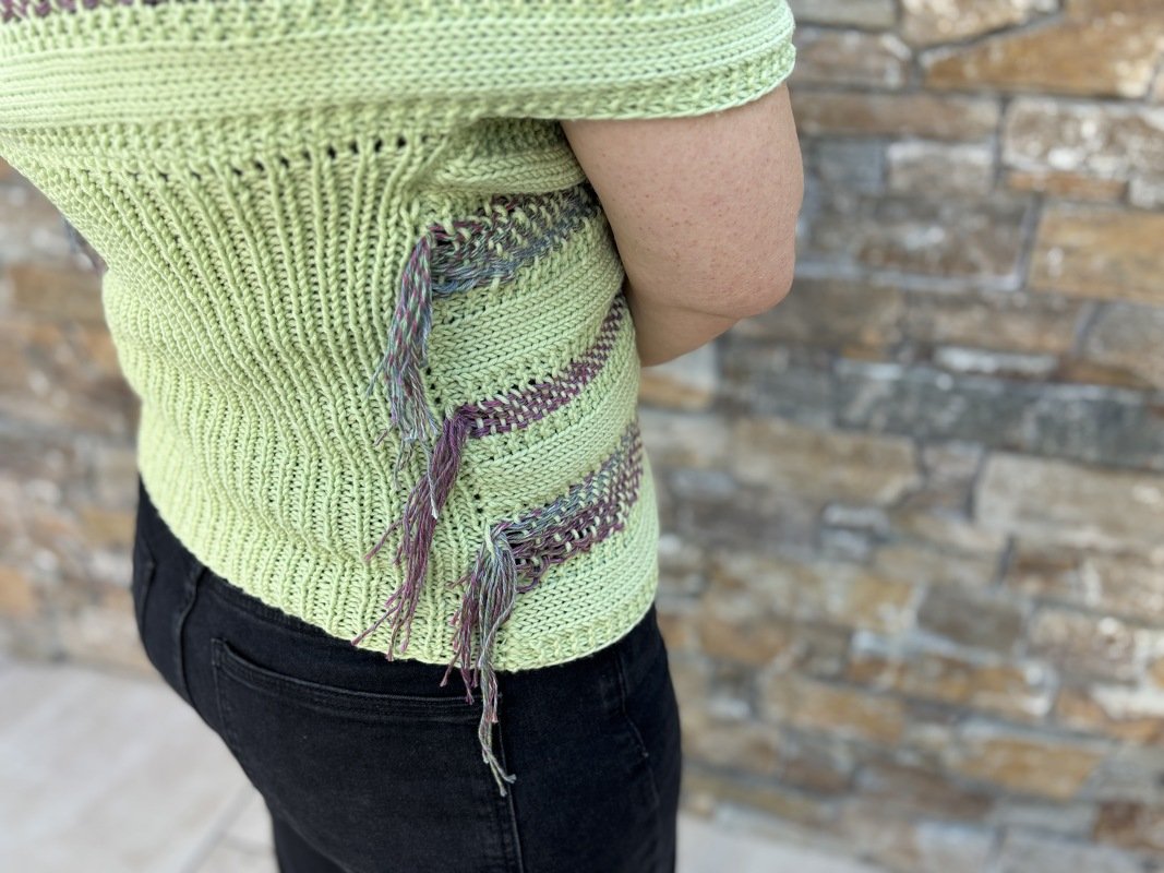 Sommer Top ‘Blumenfelder’ – Eine Strickanleitung