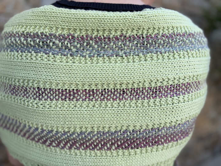 Summer Top ‘Flower Fields’ – A Knitting Pattern