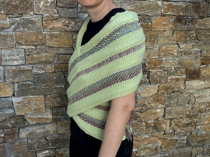 Summer Top ‘Flower Fields’ – A Knitting Pattern