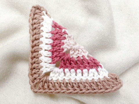 Häkelanleitung Halbes Granny Square „Solid“ | Quadratisch