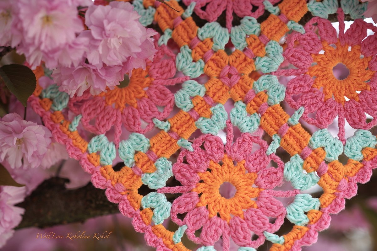 H&auml;kel Granny Square Tischfein