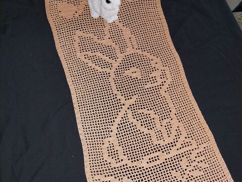 Anleitung Tischläufer Häschen häkeln