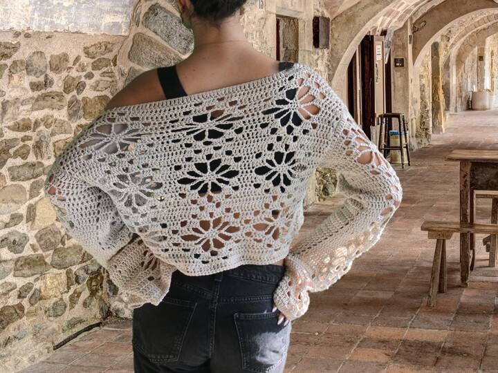 Casual Crochet Sweater Greta No. 018