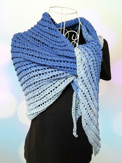 Flaches Dreiecktsuch „Eilea BE“ – Häkelanleitung