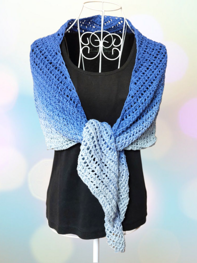 Flat triangular scarf „Eilea BE” – Crochet pattern