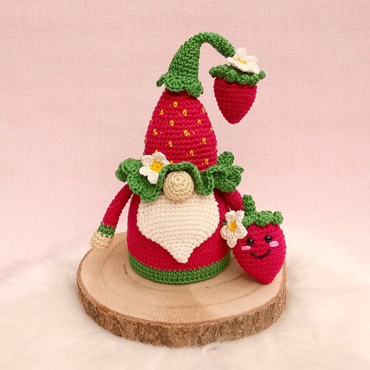 ERDBEER-WICHTEL – Häkelanleitung Gnom