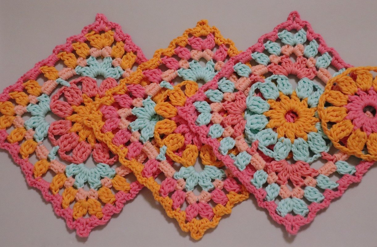 Häkel Anleitung  Granny Square Flora