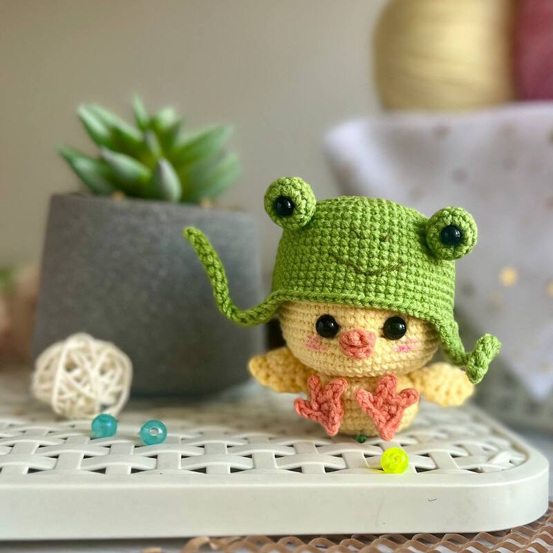 Chirpy the Chick in Frog Hat – Crochet Pattern (Amigurumi) - Image 3