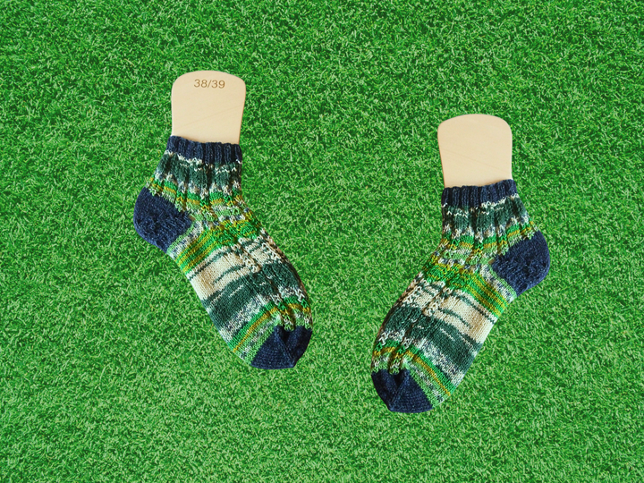 Masshigura: Strickanleitung für trendy Toe-up-Socke