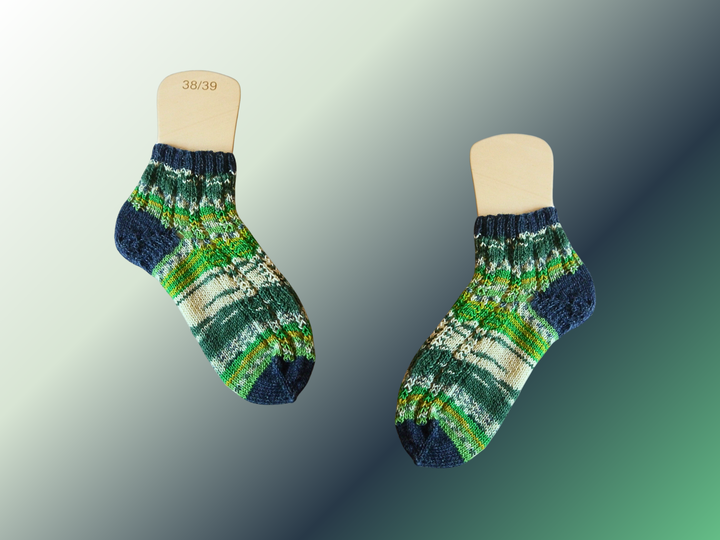 Masshigura: Strickanleitung für trendy Toe-up-Socke