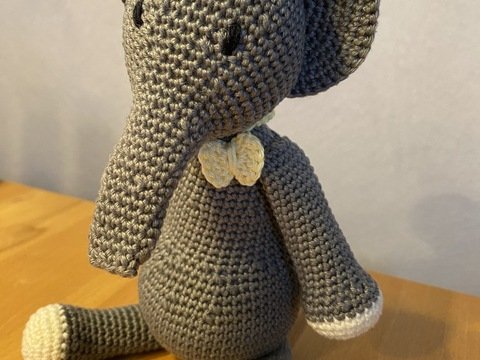 Elefant Ella (oder Elmo) gehäkelte Tiere (ca. 27cm)