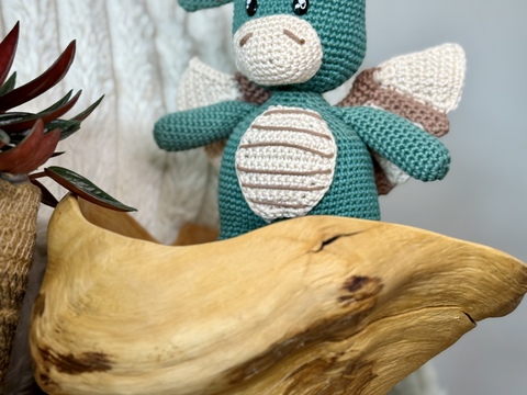 Häkeldrache Kyros, eine deutsche Amigurumi Häkelanleitung (PDF)