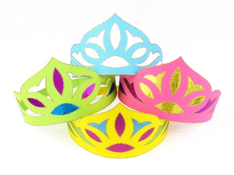 Prinzessinnenkrone, vier Varianten – Bastelanleitung und Vorlagen