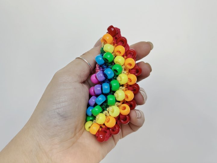 Häkelanleitung Regenbogen + Perlen, Fidget Spielzeug, Glücksbringer