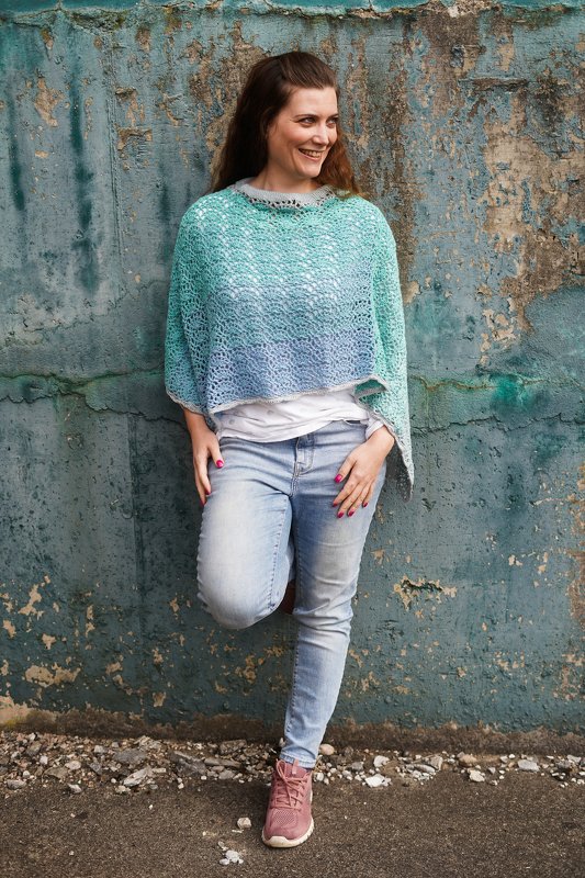 Häkelanleitung Poncho "Lust auf Meer", Gr. 34-46 - Bild 2