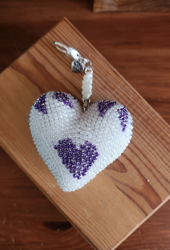 H&auml;kelanleitung f&uuml;r ein Herz aus Perlen