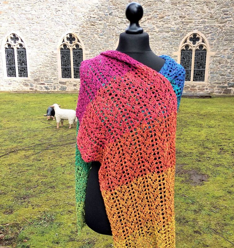 Lonicera Stole, lace knitting pattern - Image 4