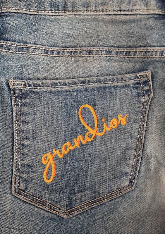 Stickdatei "grandios" - Wort in fünf Größen, Schrift, Statement, Satinstich - Bild 2