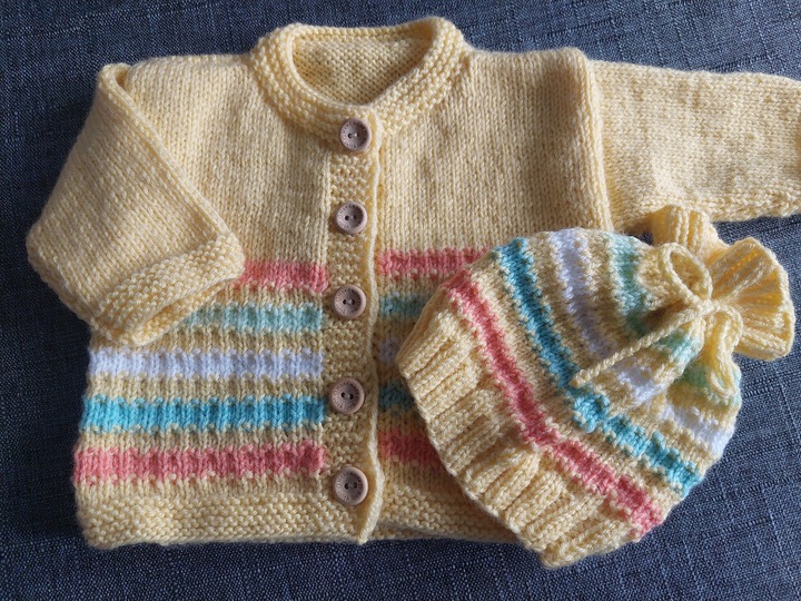 Strickanleitung Babyset – Jäckchen & Mütze Größe 56/62