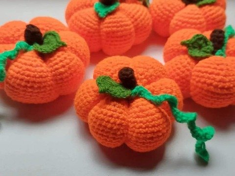 Pumpkin with tendril