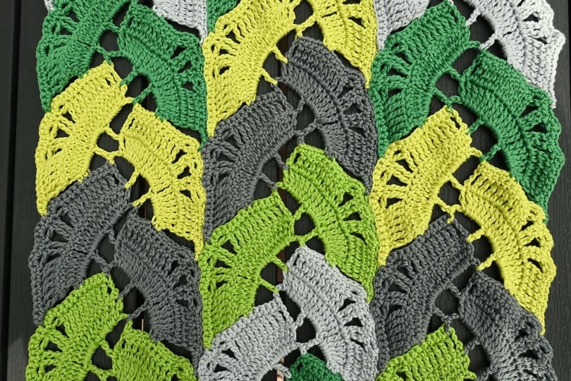 Häkelanleitung Tischläufer "Green Waves", variabel