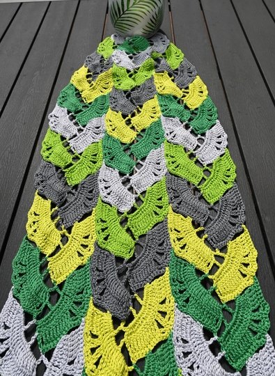 Häkelanleitung Tischläufer "Green Waves", variabel