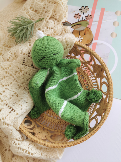 knitting pattern PDF Dinosaurier Chris baby easy pattern amigurumi toy