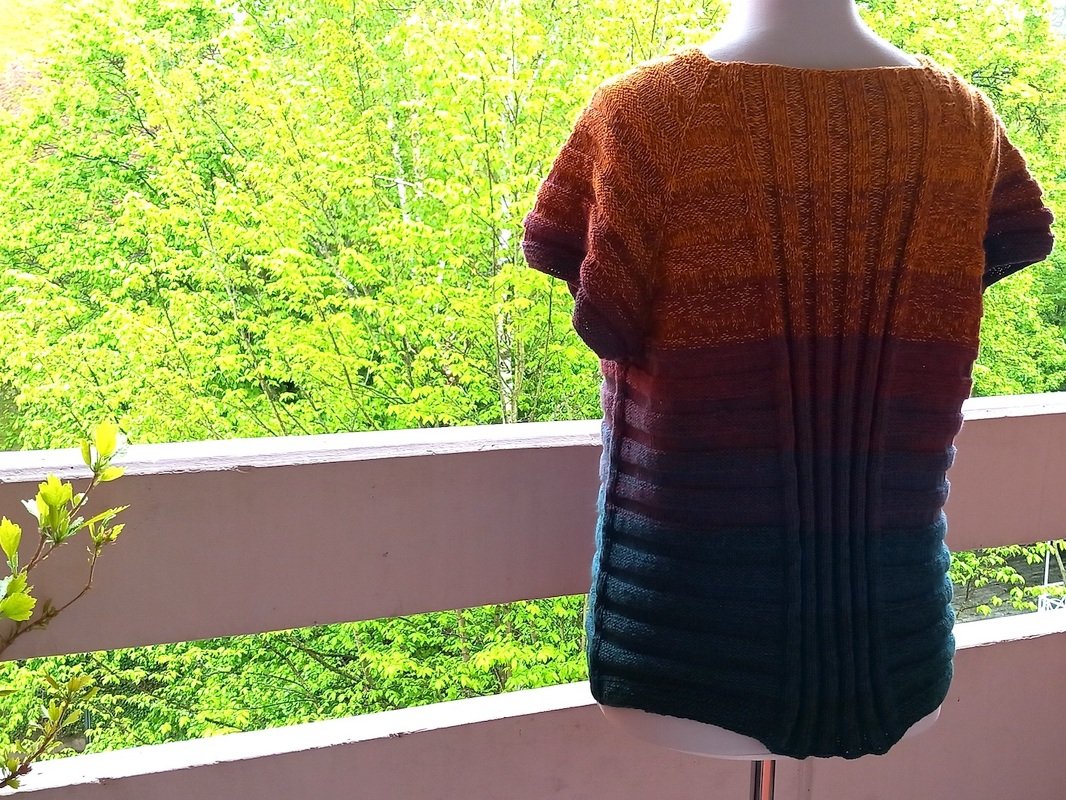 Ripp'n'Break - Kurzarmpulli aus einem Farbverlaufsbobbel - Bild 4