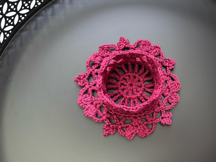 Crochet Pattern Candle Holder “Burning Heart”