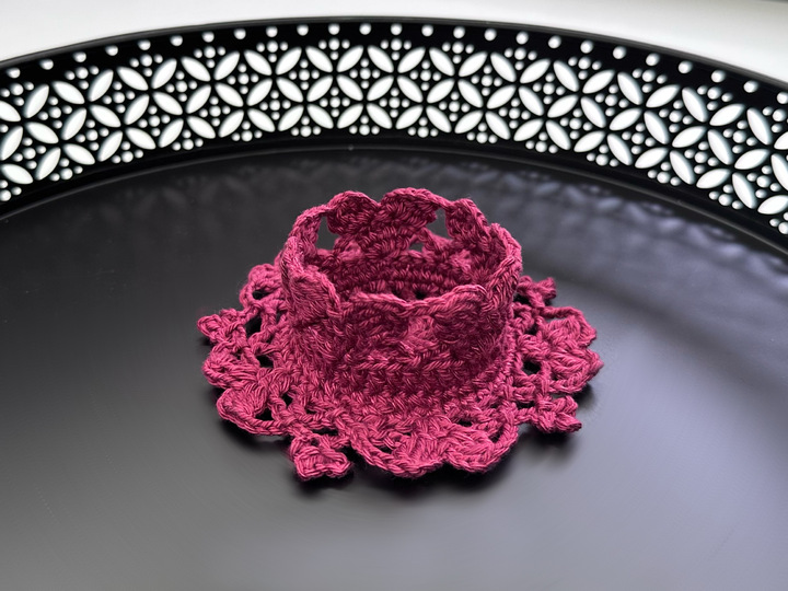 Crochet Pattern Candle Holder “Burning Heart”