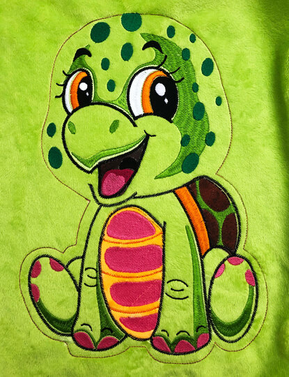 Stickdatei ITH Schildkröte Bruni für Rahmen 20×30cm, Maschinenstickdatei