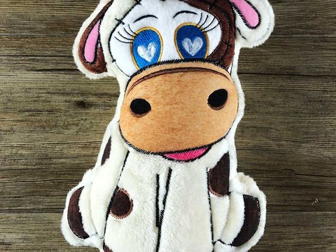 Stickdatei ITH Kuh Helga für Rahmen 20×30cm, Maschinenstickdatei