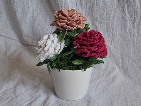 Poeny - Crochet Pattern