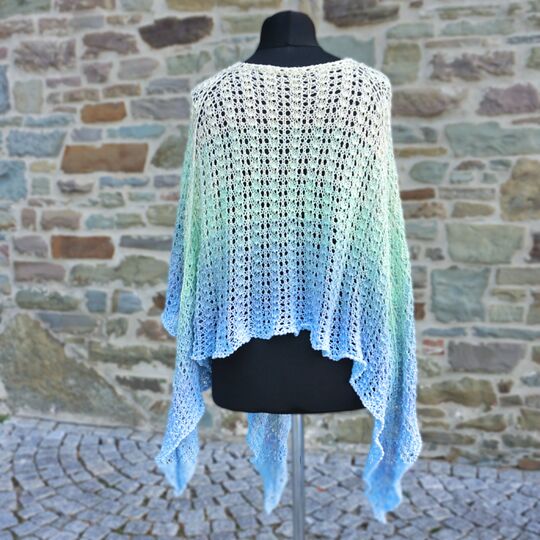 Tricandia Poncho, dreieckiger Poncho