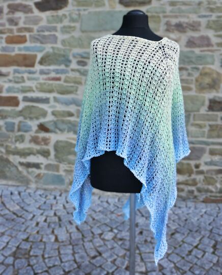 Tricandia Poncho, dreieckiger Poncho
