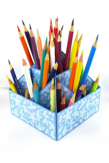 Stiftehalter mit 16 Fächern – Bastelanleitung und Vorlagen