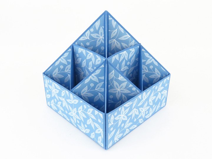 Stiftehalter mit 16 Fächern – Bastelanleitung und Vorlagen