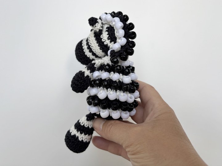 Amigurumi Zebra mit Perlen, Fidget Spielzeug, Tiere häkeln