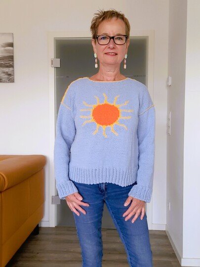 Pullover mit Sonnenmotiv Größe 36 bis 42 , Strickanleitung