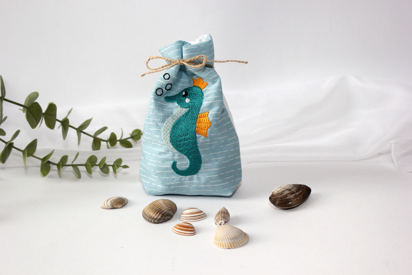 Stickdatei Seepferdchen doodle Applikation Vollstickdatei